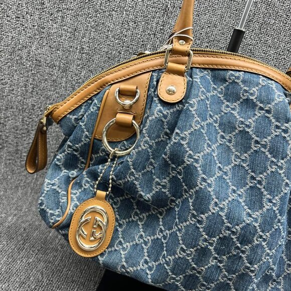 100% AUTHENTIC GUCCI GG CANVAS LEATHER SUKEY SHOULDER BAG - Picture 3 of 14